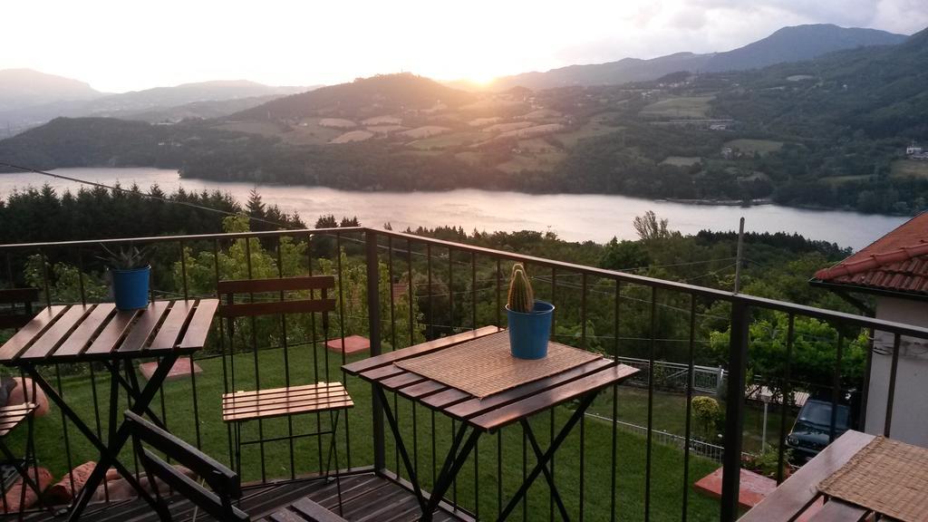 B&B Borgo Massovrana Castel di Casio Екстер'єр фото