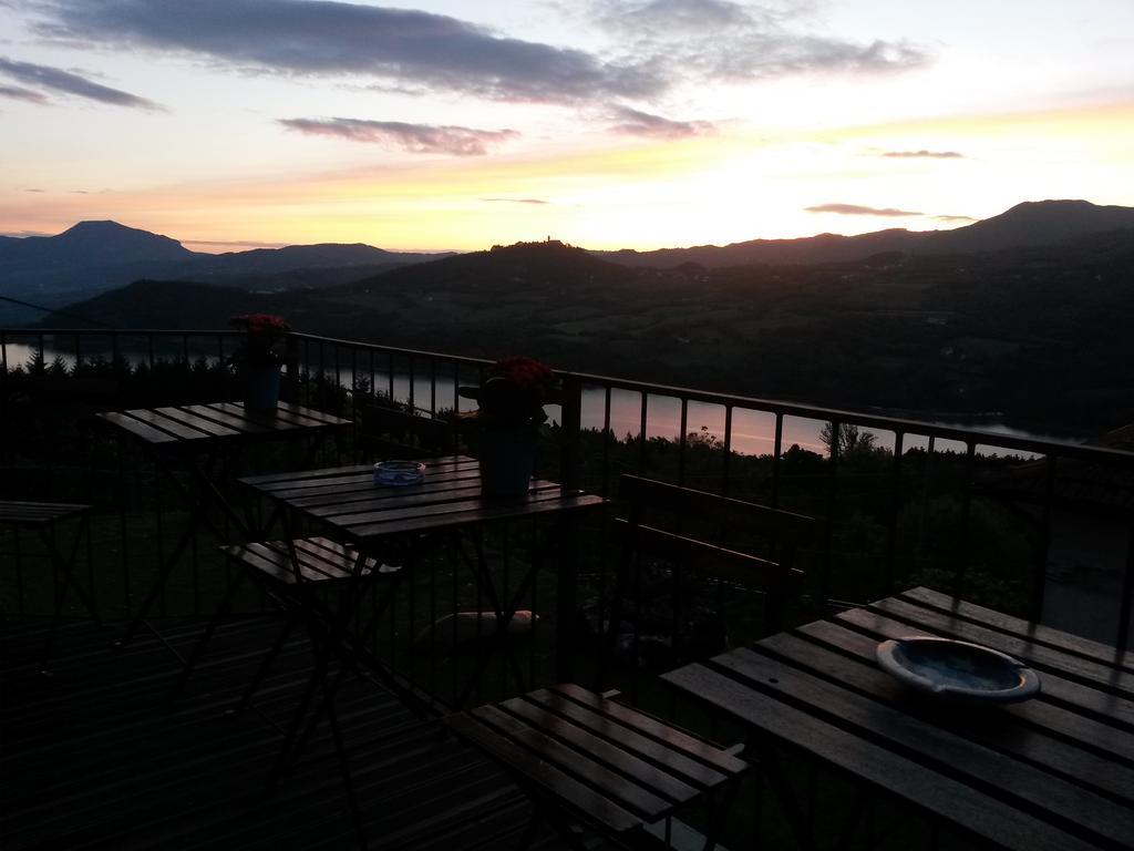 B&B Borgo Massovrana Castel di Casio Екстер'єр фото